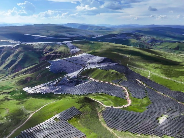 青海省海西格尔木乌图美仁光伏无线网络覆盖成功案例